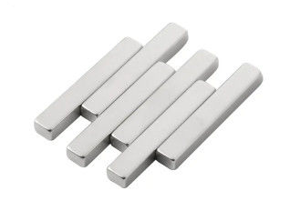 Düz Endüstriyel Çubuk Mıknatıslar Ni Cu Ni Kaplama Özelleştirilmiş Uzun Güçlü Mıknatıslar