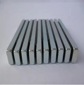 Özel Neodim Çubuk Mıknatıslar Nadir Toprak Mıknatısları Zn Kaplama Kalıcı Metal Mıknatıs